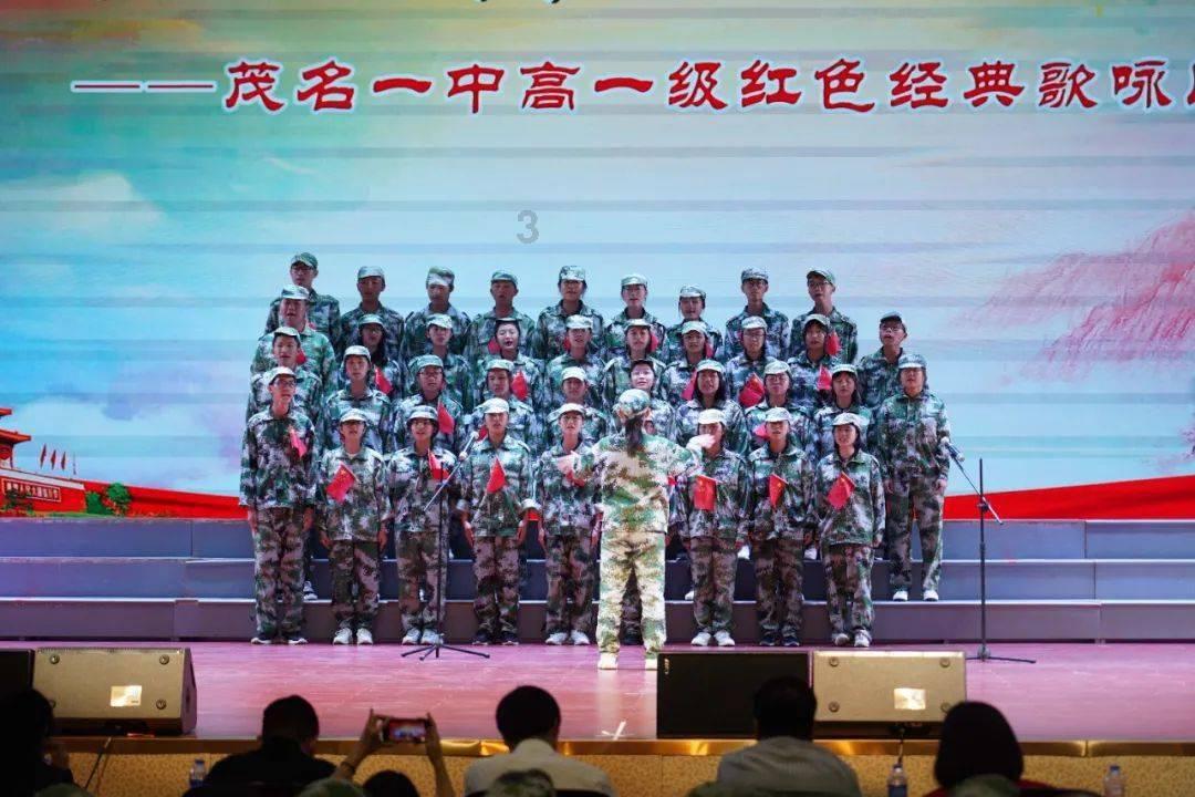 蔬菜产业提质增效　拓宽群众致富路